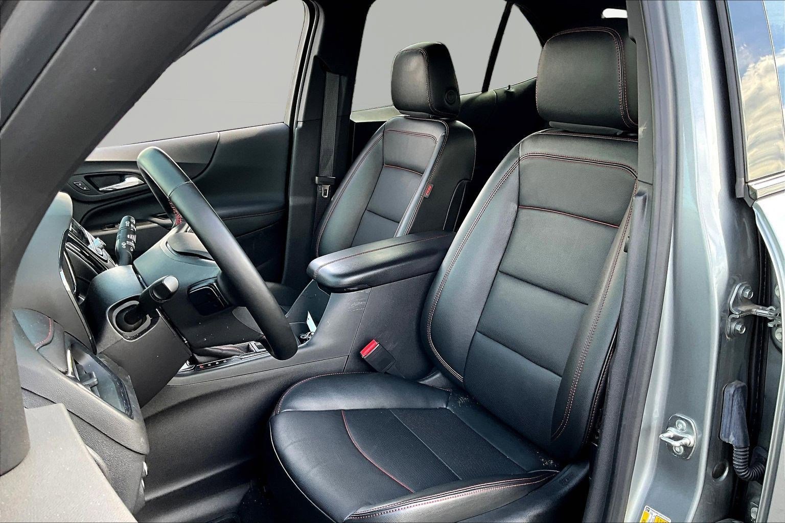 Used 2024 Chevrolet Equinox RS w/ RS Leather Package FWD image 21