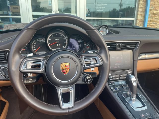 Used 2018 Porsche 911 Turbo AWD/4WD image 29