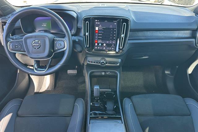 Certified 2023 Volvo XC40 Recharge Ultimate w/ Protection Package Premier AWD/4WD image 14