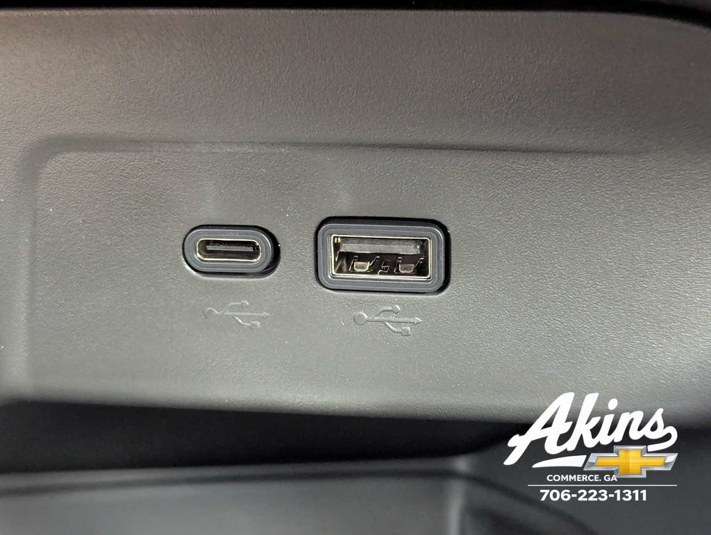 New 2026 Chevrolet Trax LT w/ Sunroof Package FWD image 22