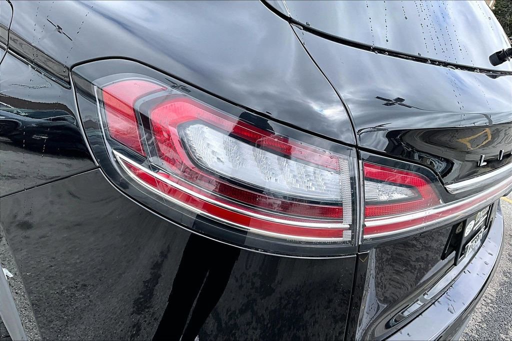 Used 2022 Lincoln Nautilus Reserve AWD/4WD image 29