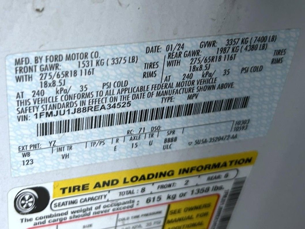 Used 2024 Ford Expedition XLT image 27