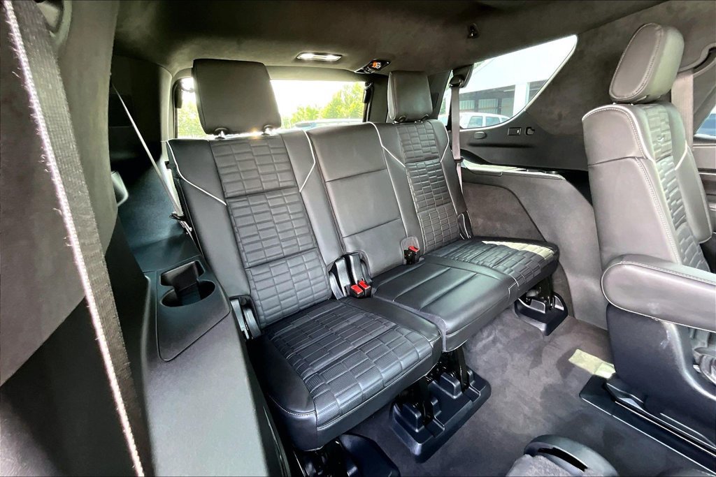 Used 2025 Cadillac Escalade Sport Platinum AWD/4WD image 28