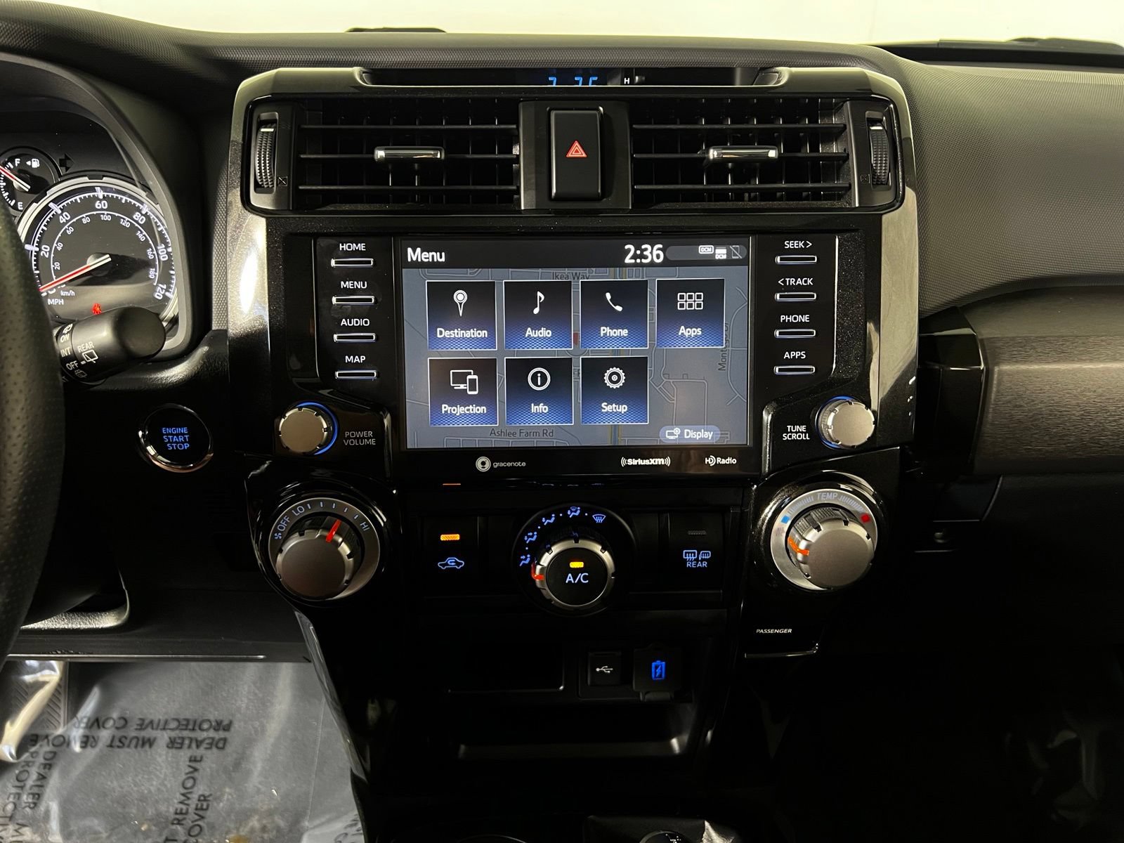 Certified 2022 Toyota 4Runner TRD Off-Road Premium AWD/4WD image 15