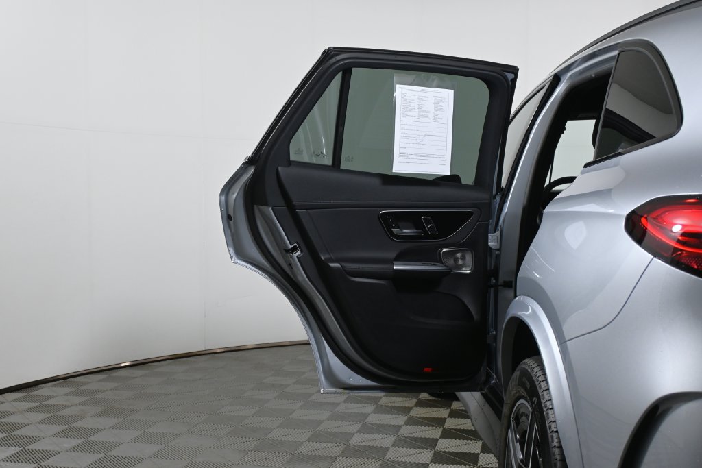 Certified 2026 Mercedes-Benz GLC 300 4MATIC image 25