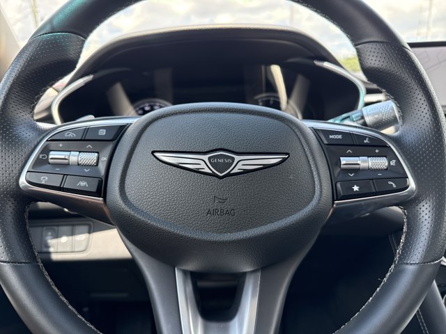 Used 2025 Genesis G70 2.5T RWD image 18
