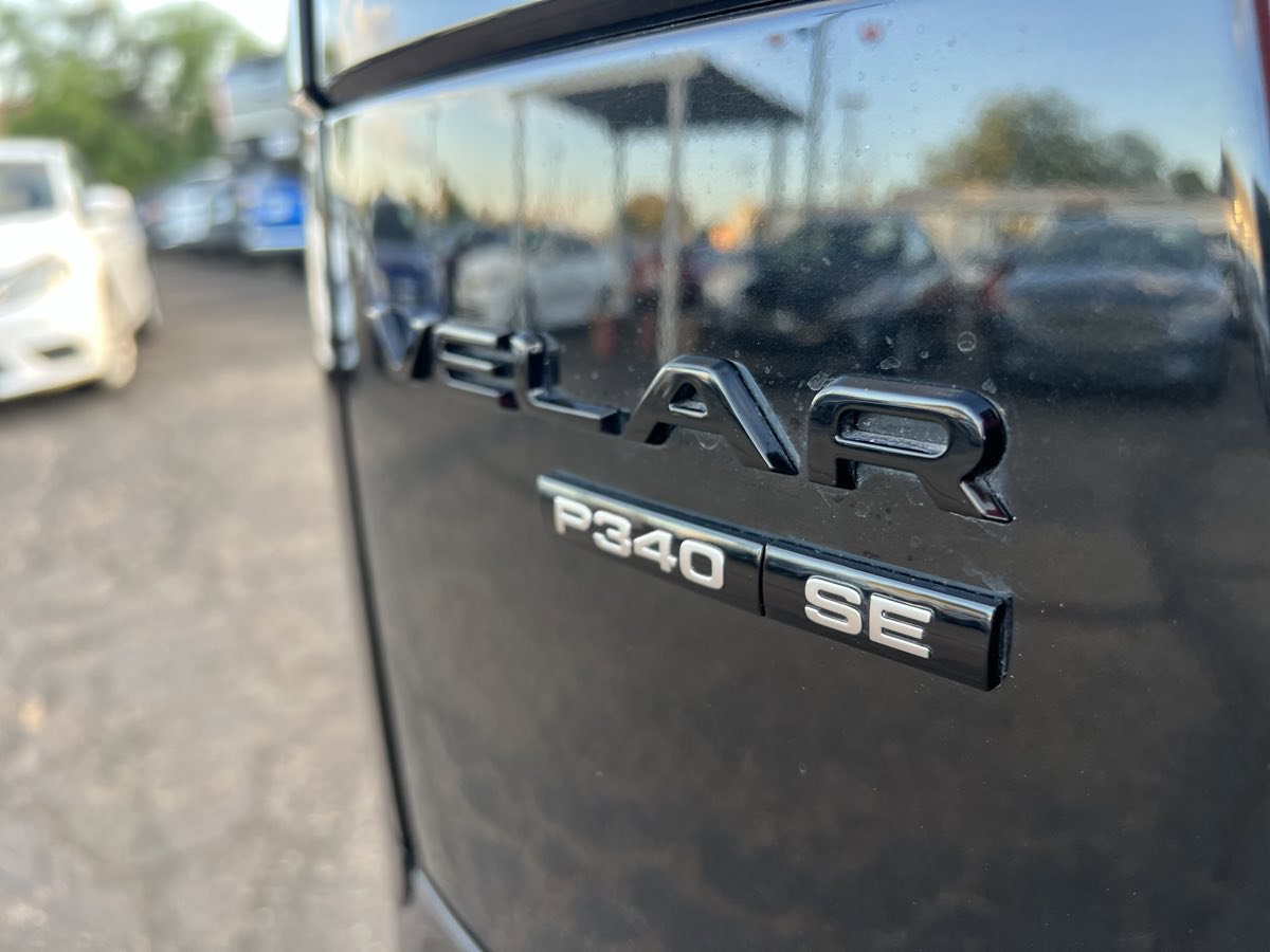 Used 2019 Land Rover Range Rover Velar R-Dynamic SE image 5