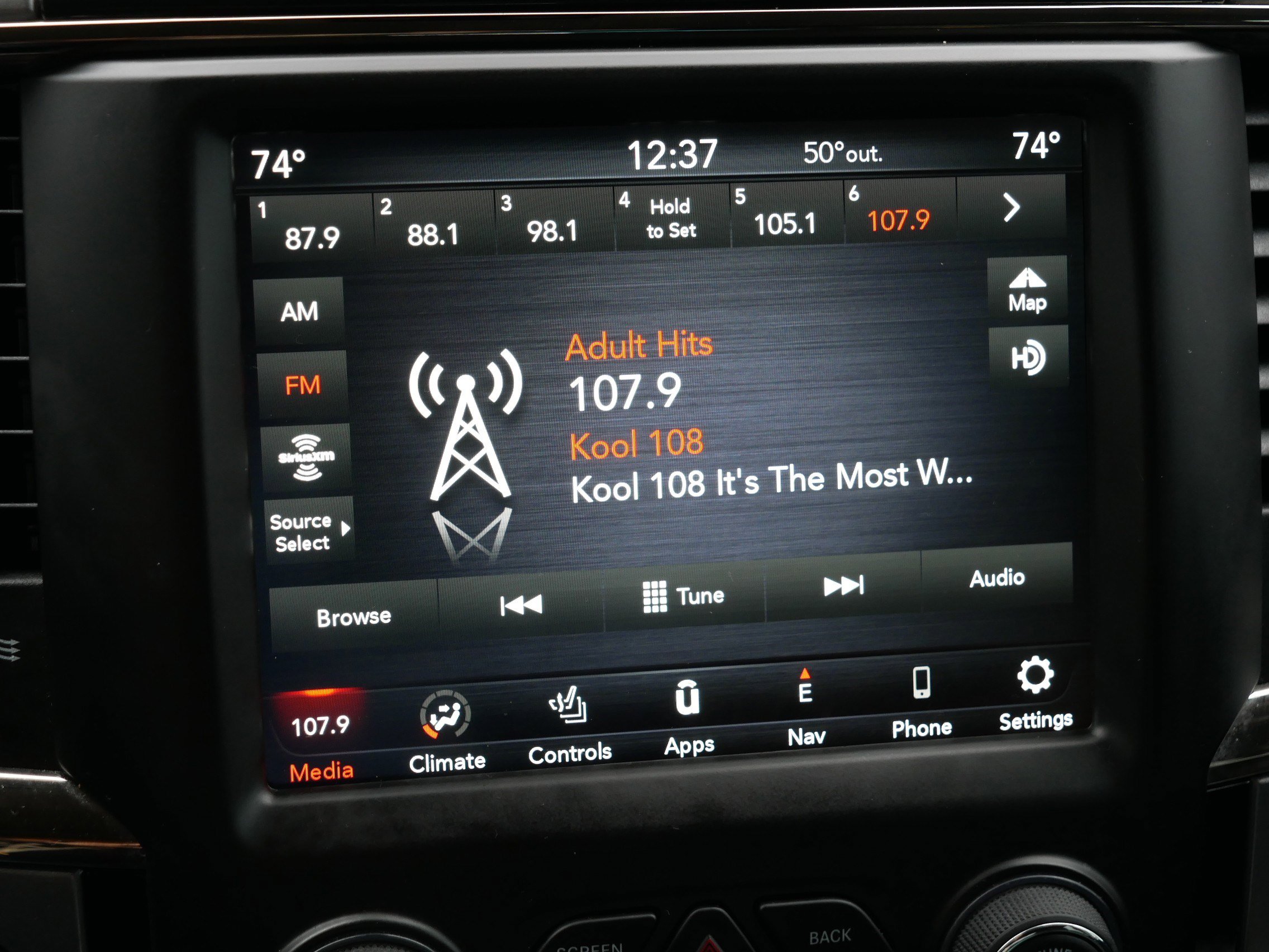 Used 2018 RAM 1500 Sport w/ Convenience Group image 22