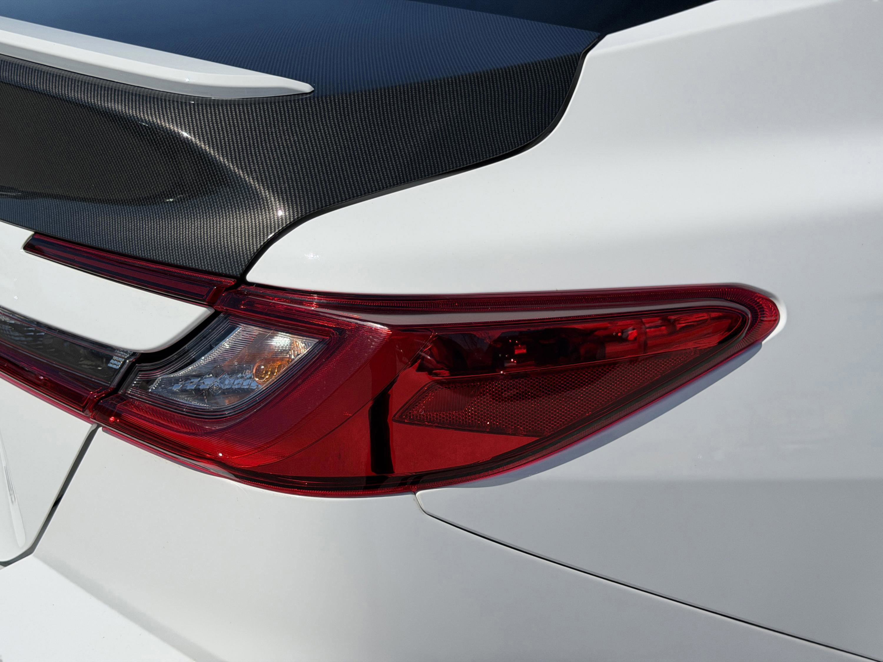 Used 2025 Toyota Camry SE w/ Convenience Package image 14