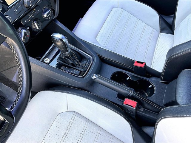 Used 2015 Volkswagen Jetta Sport FWD image 15