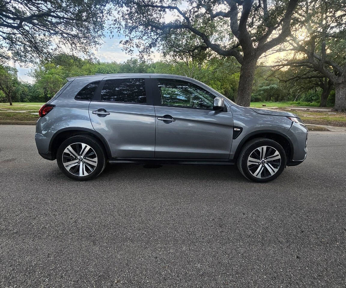Used 2022 Mitsubishi Outlander Sport FWD image 3
