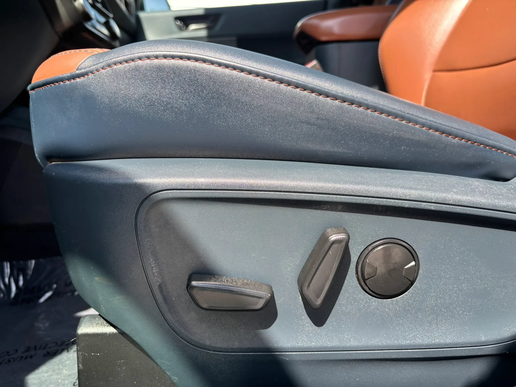 Used 2023 Ford Maverick Lariat w/ Lariat Luxury Package FWD image 16