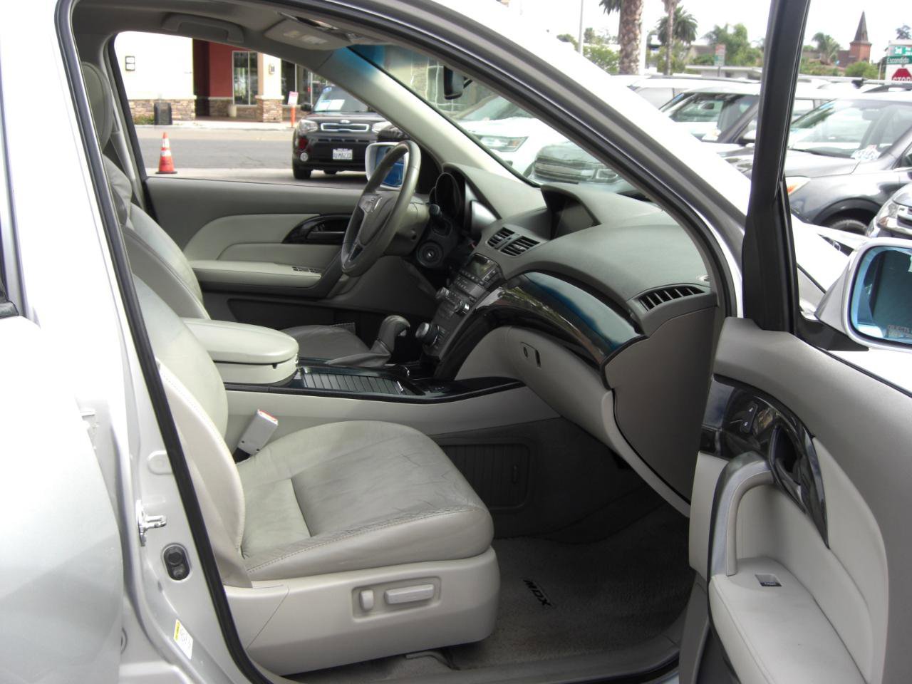 Used 2009 Acura MDX w/ Technology Package AWD/4WD image 17