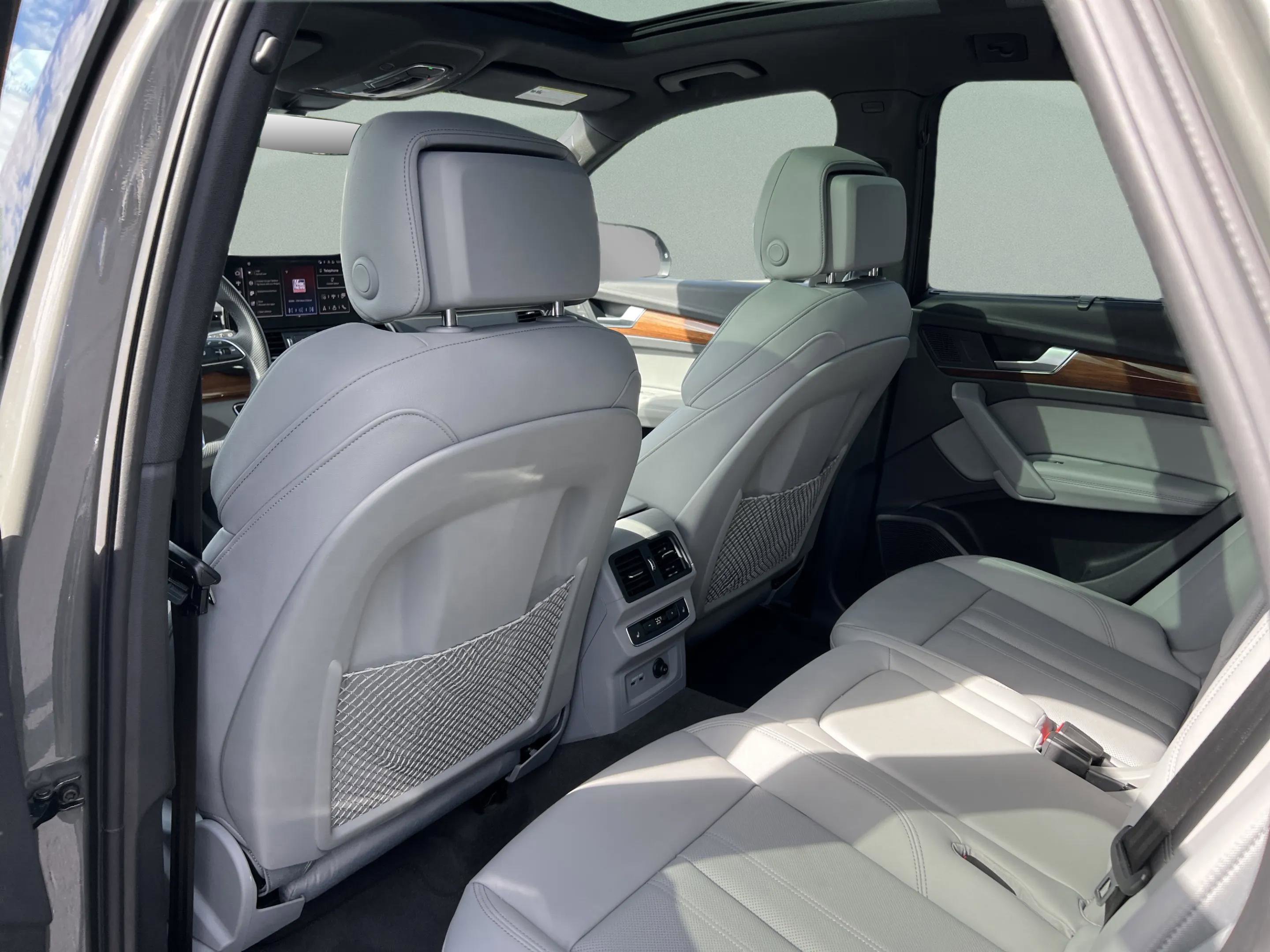 Used 2024 Audi Q5 e Prestige image 10