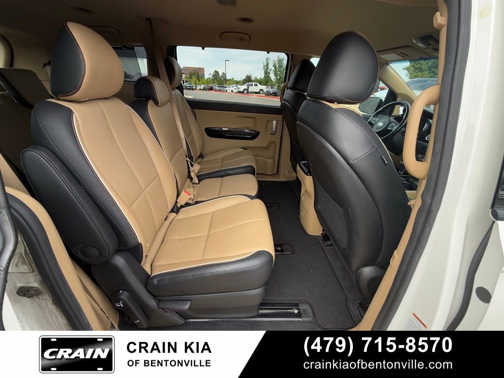 Used 2016 Kia Sedona EX FWD image 33