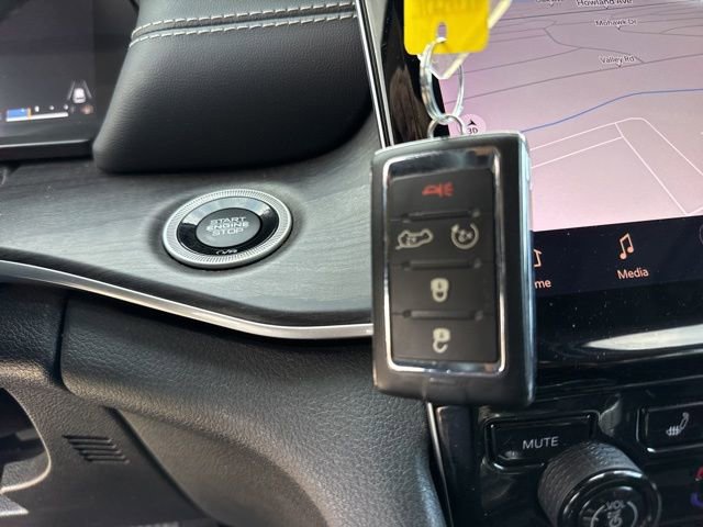 Certified 2022 Jeep Grand Cherokee L Limited image 36