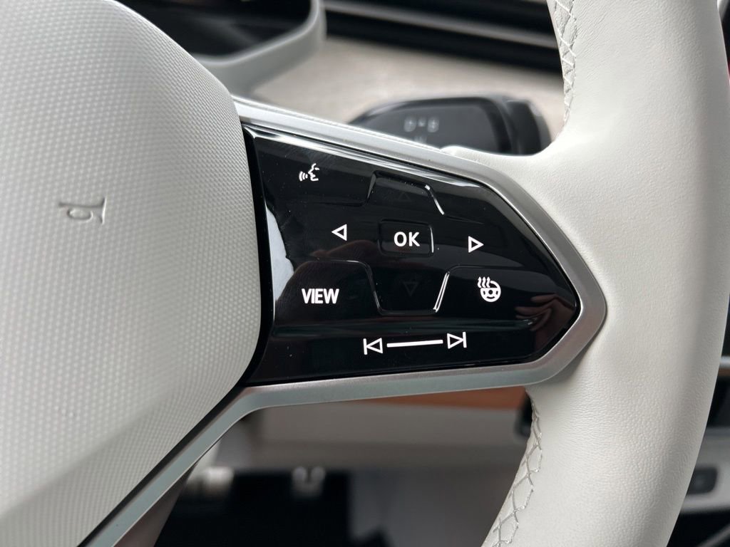 New 2025 Volkswagen ID. Buzz Pro S Plus image 21