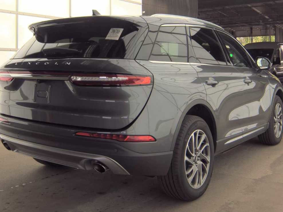 Used 2022 Lincoln Corsair FWD w/ Equipment Group 101A image 5