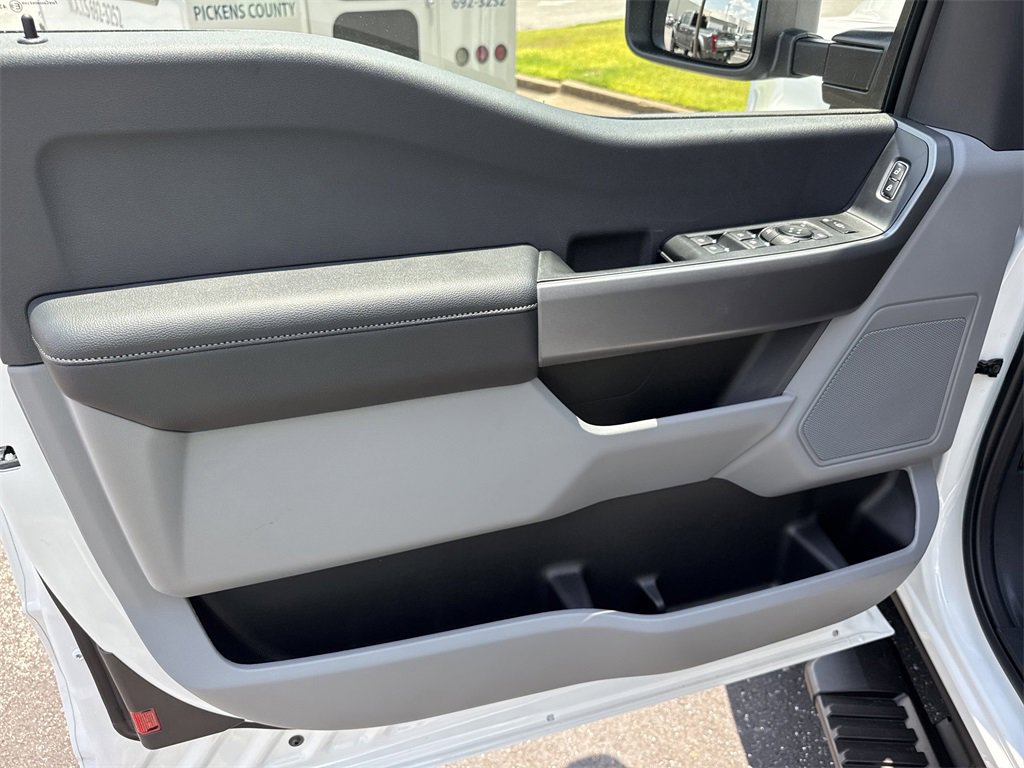 New 2025 Ford F350 XLT w/ 360-Degree Camera Package image 10