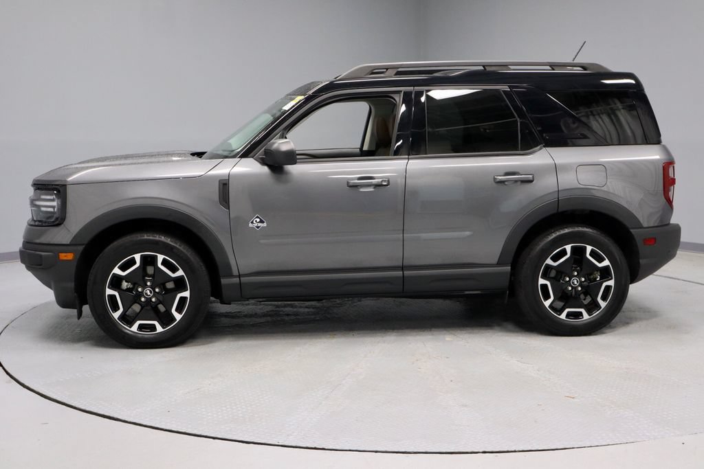 Used 2023 Ford Bronco Sport Outer Banks w/ Tech Package AWD/4WD image 8