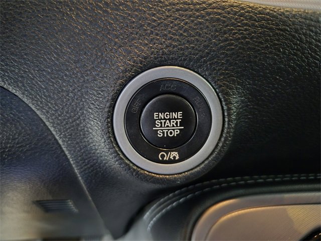 Used 2023 Dodge Challenger SXT image 24