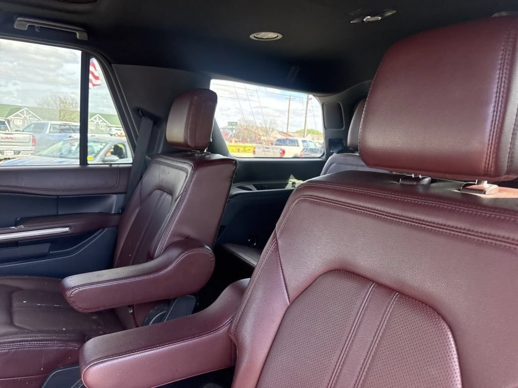 Used 2022 Ford Expedition Limited AWD/4WD image 43