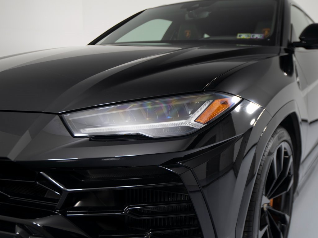 Used 2022 Lamborghini Urus image 36