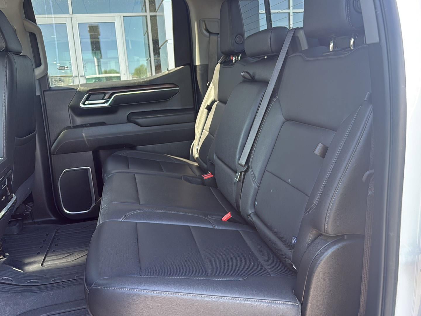 Used 2024 GMC Sierra 1500 SLT w/ SLT Premium Plus Package AWD/4WD image 15