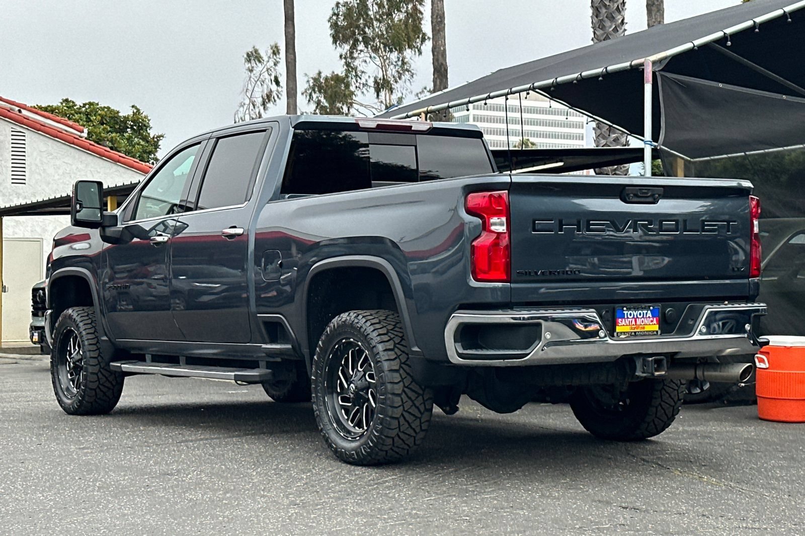 Used 2020 Chevrolet Silverado 2500 LTZ w/ LTZ Plus Package RWD image 6