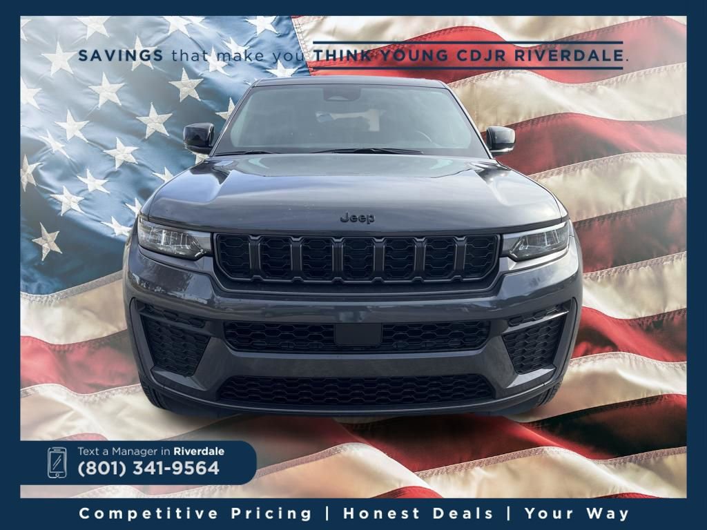 New 2026 Jeep Grand Cherokee Altitude image 8