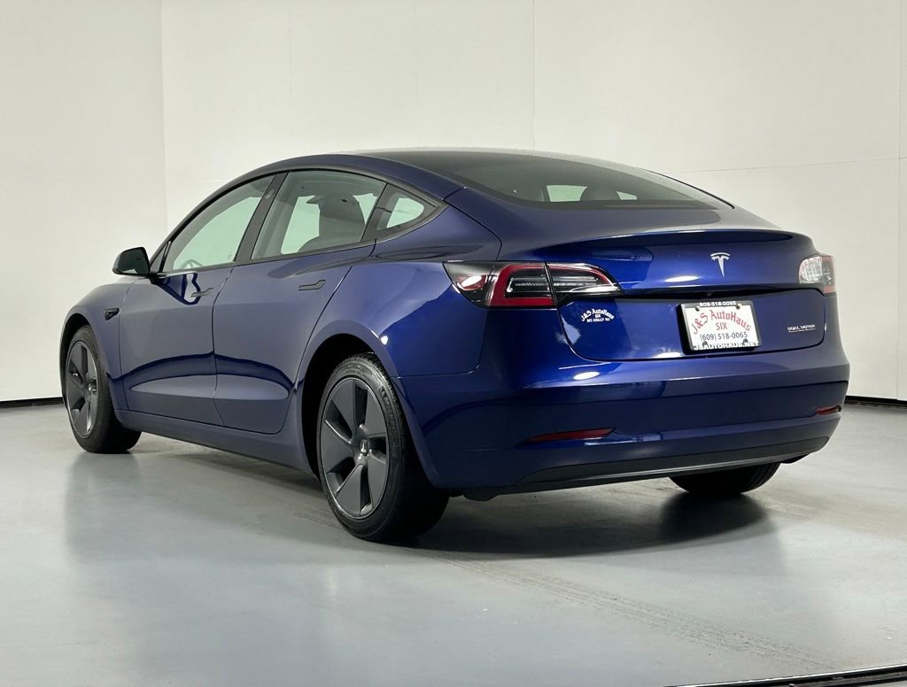 Used 2023 Tesla Model 3 Standard Range RWD image 5
