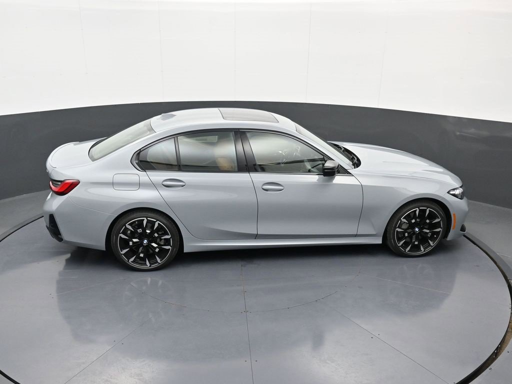 New 2025 BMW 330i xDrive Sedan w/ M Sport Package image 39