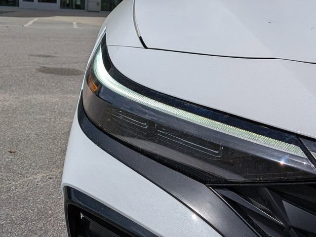 Certified 2025 Hyundai Elantra SEL image 10