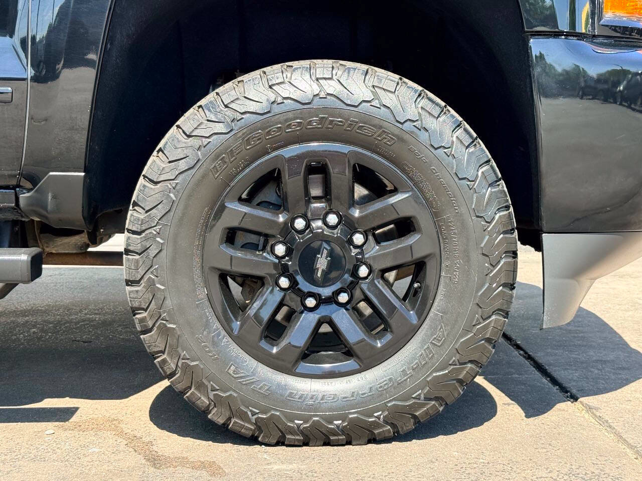 Used 2018 Chevrolet Silverado 2500 LTZ w/ Duramax Plus Package AWD/4WD image 13