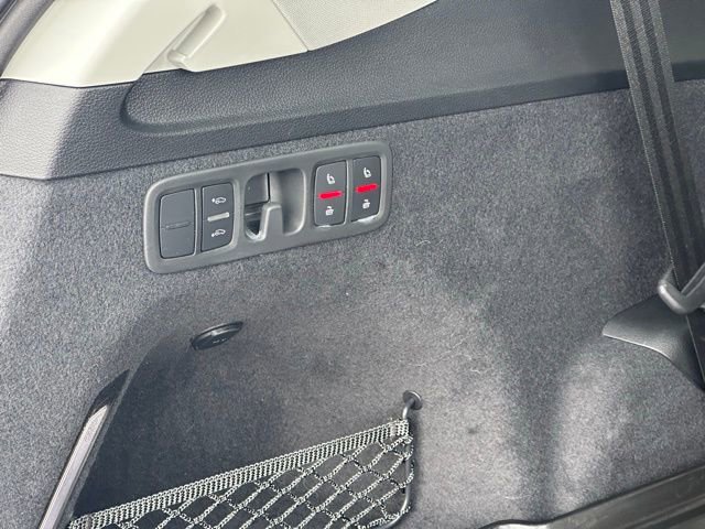 Used 2023 Audi Q7 3.0T Prestige image 34