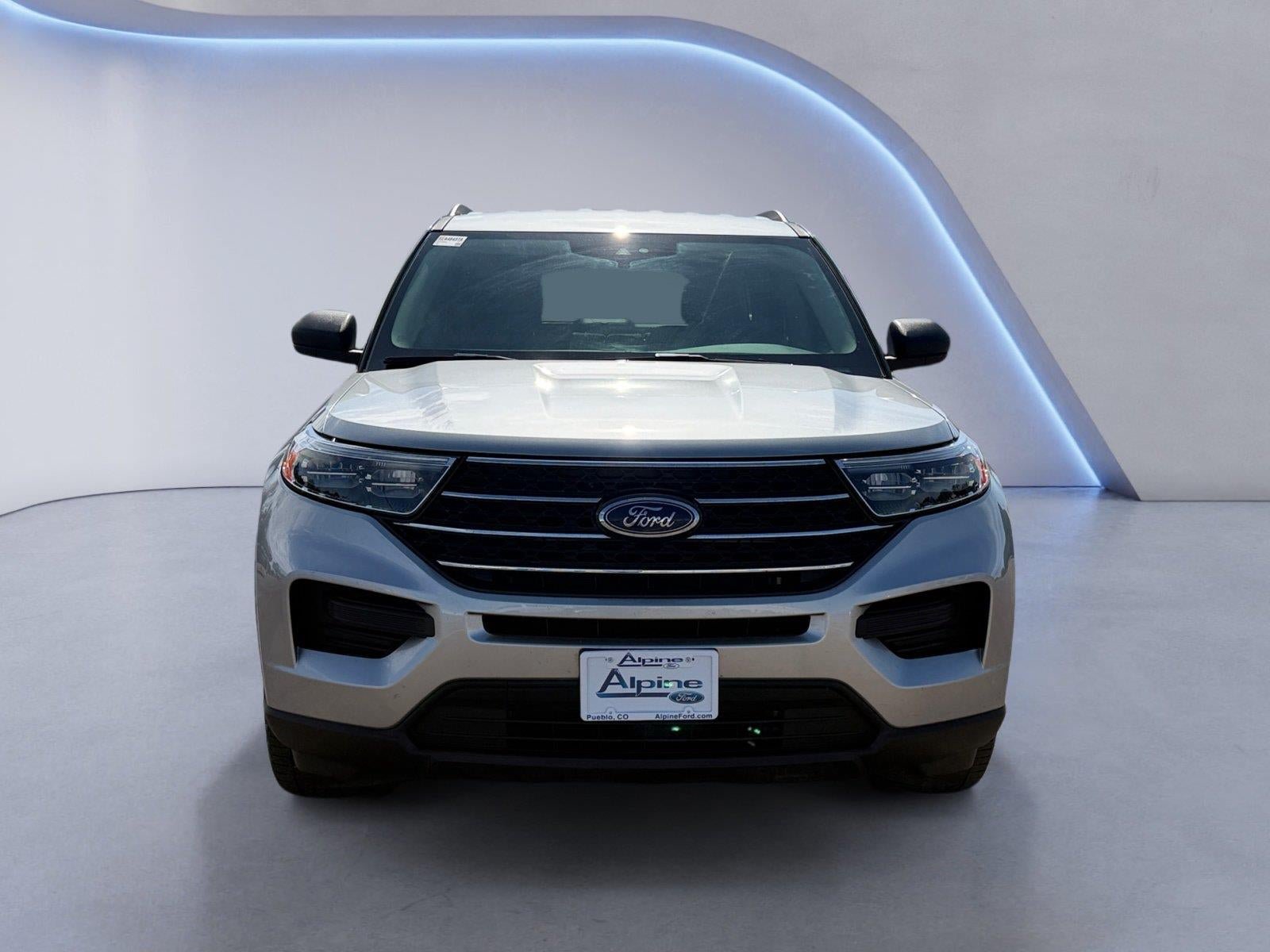 Certified 2024 Ford Explorer XLT w/ Class IV Trailer Tow Package AWD/4WD image 8
