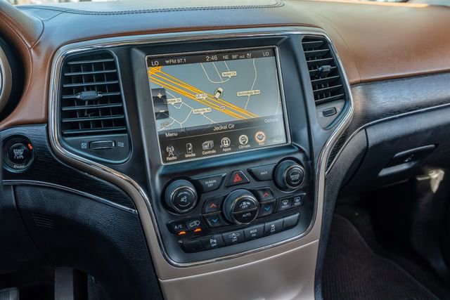 Used 2015 Jeep Grand Cherokee Summit w/ Platinum Series Group AWD/4WD image 26