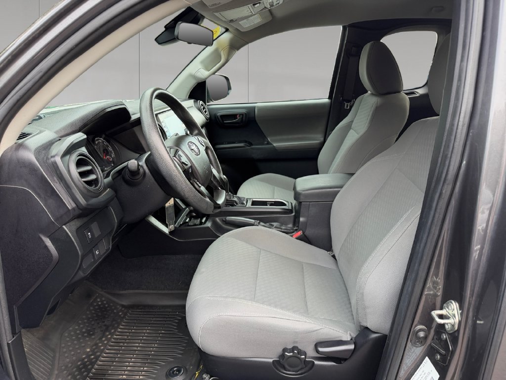 Used 2021 Toyota Tacoma SR w/ SX Package AWD/4WD image 11