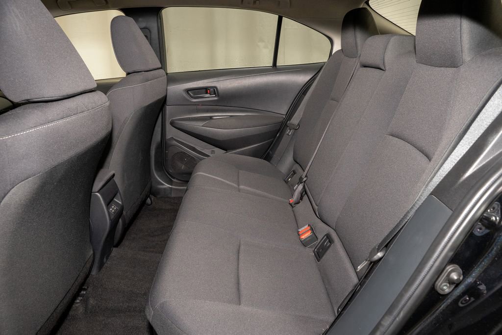 Used 2023 Toyota Corolla LE image 8