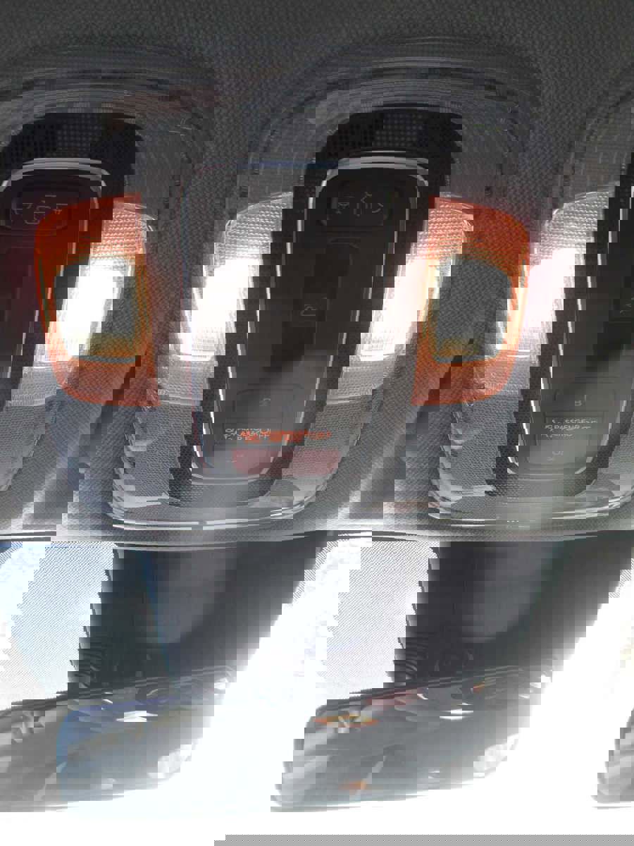 Used 2024 Hyundai Elantra SEL w/ Convenience Package image 24