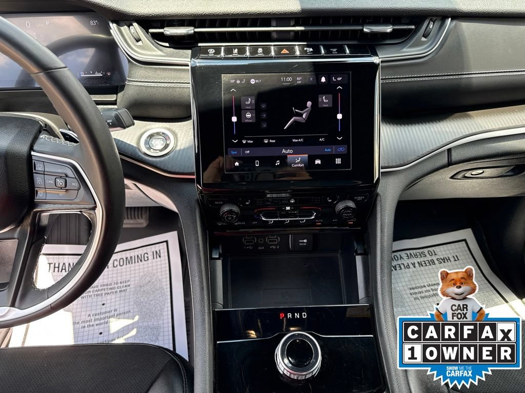 Certified 2024 Jeep Grand Cherokee Altitude AWD/4WD image 9