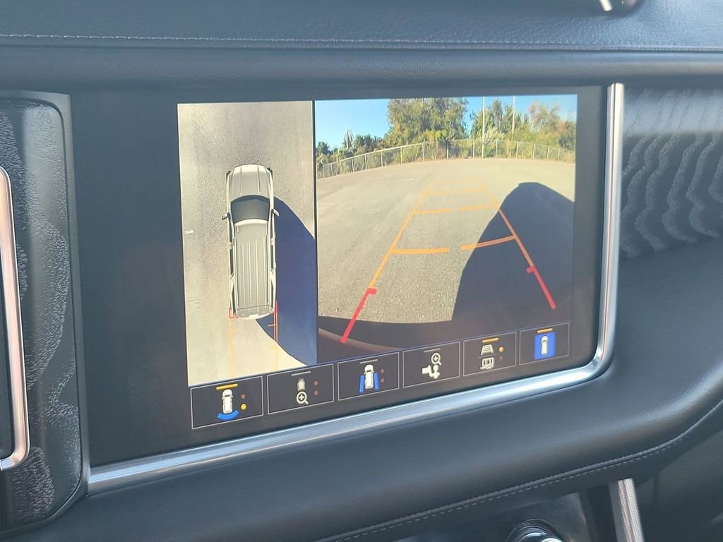 Used 2023 GMC Yukon Denali w/ LPO, Floor Liner Package image 28