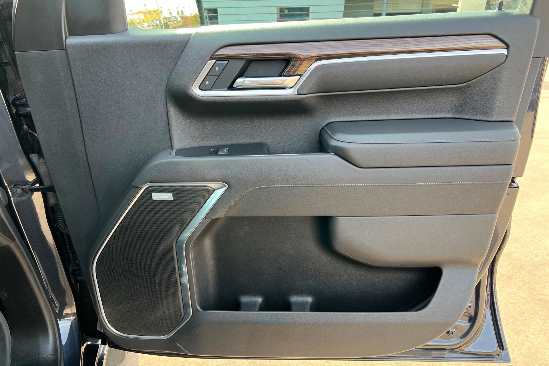 Certified 2022 Chevrolet Silverado 1500 RST w/ Convenience Package II image 23