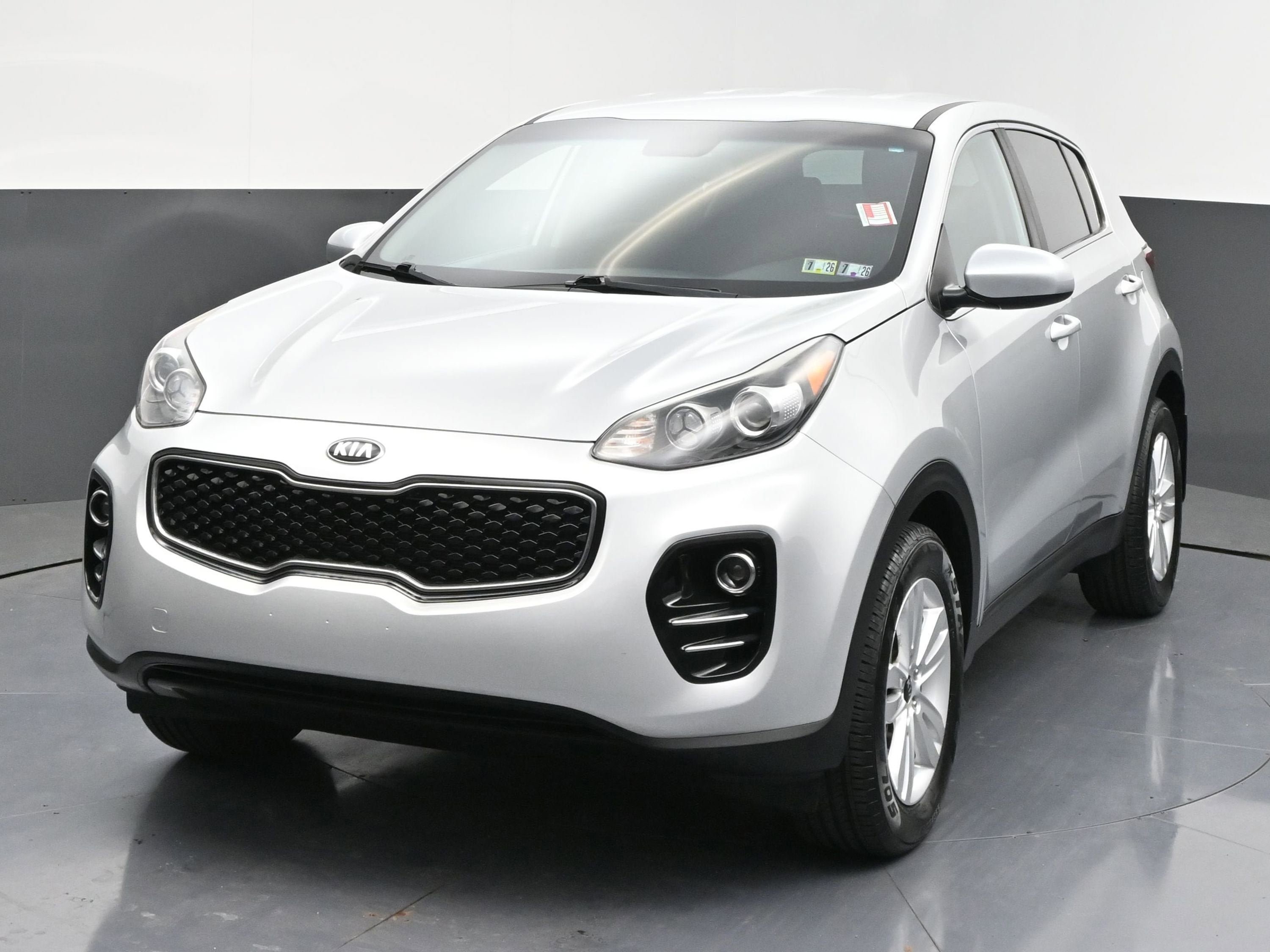 Used 2019 Kia Sportage LX AWD/4WD image 3