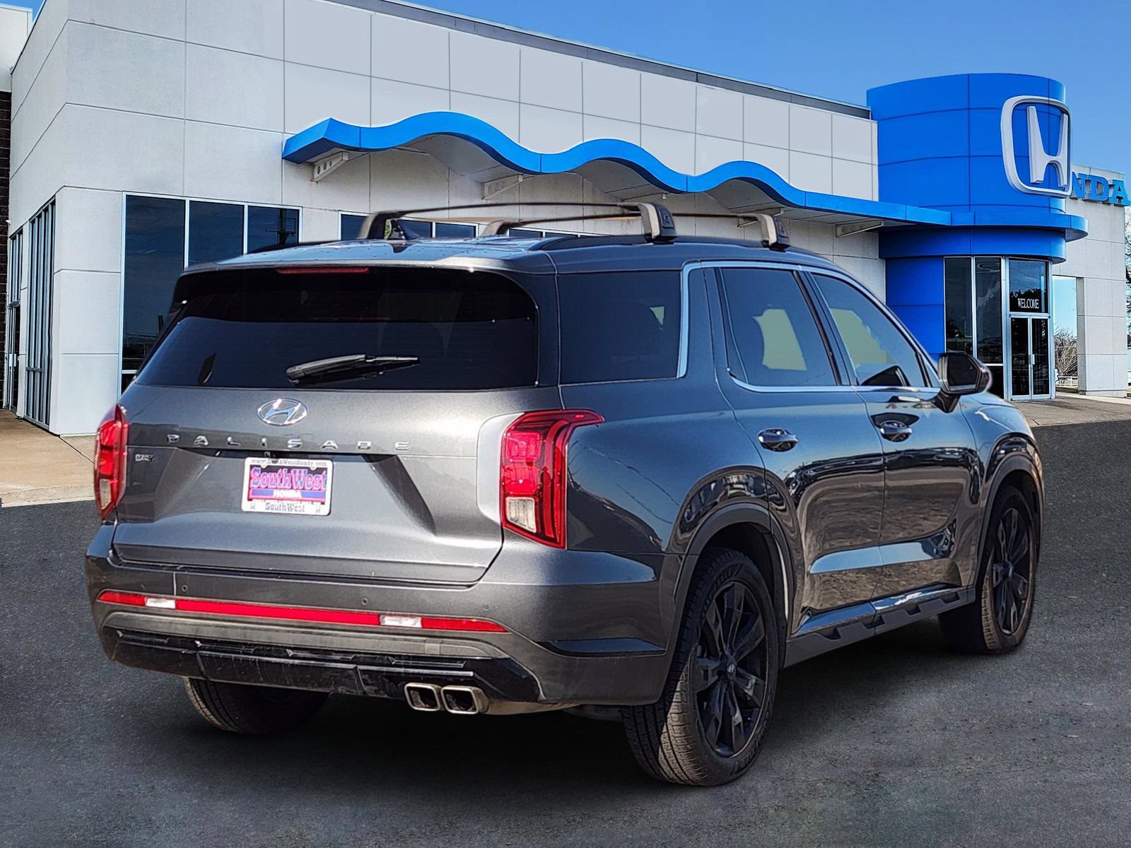 Used 2023 Hyundai Palisade XRT FWD image 5