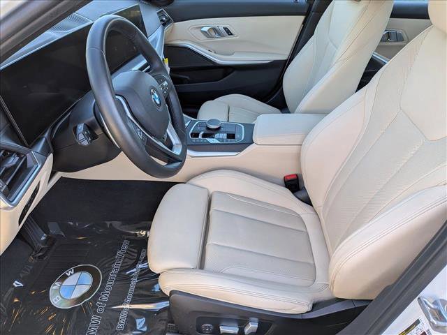 Used 2023 BMW 330i Sedan w/ Premium Package RWD image 17