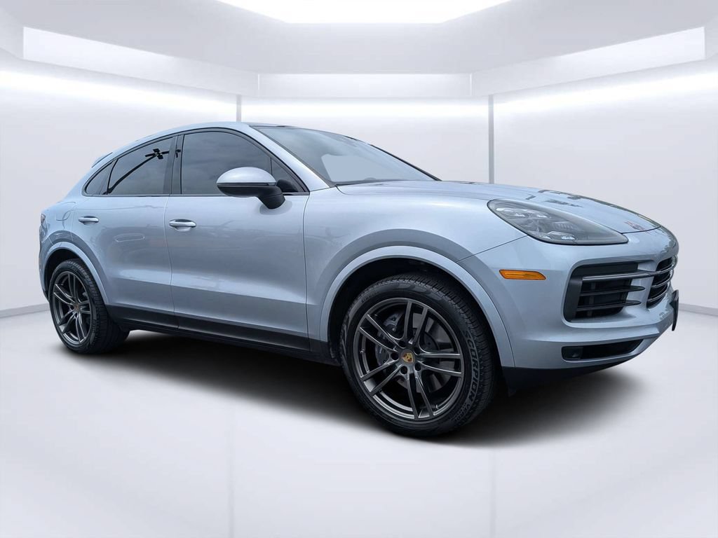 Used 2021 Porsche Cayenne Coupe AWD/4WD image 1