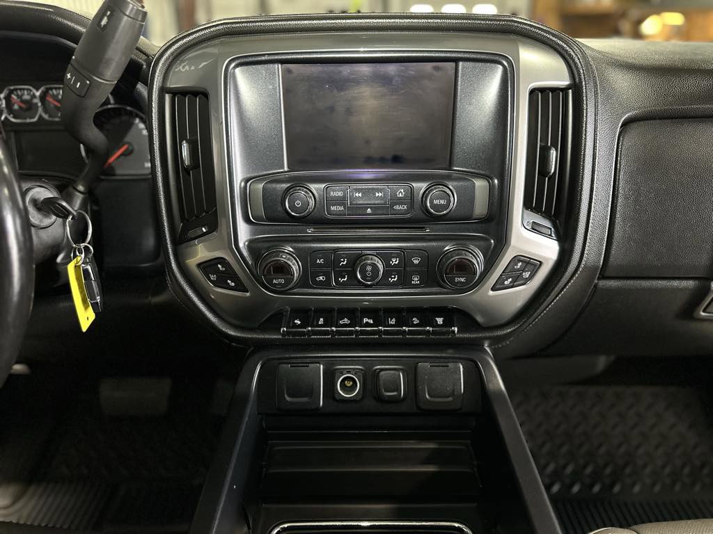 Used 2015 Chevrolet Silverado 2500 LTZ w/ Duramax Plus Package image 35