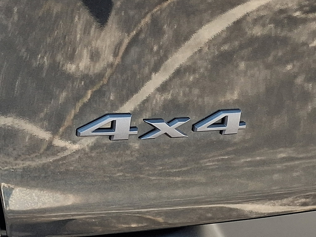 Used 2014 Jeep Cherokee Trailhawk image 16