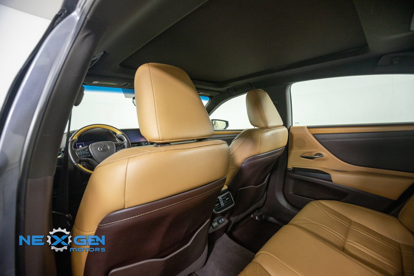 Used 2019 Lexus ES 350 w/ Accessory Package FWD image 29